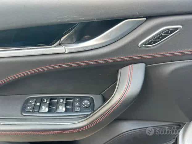 Maserati Levante MASERATI LEVANTE GRANSPORT 275 10/2017-photo-13