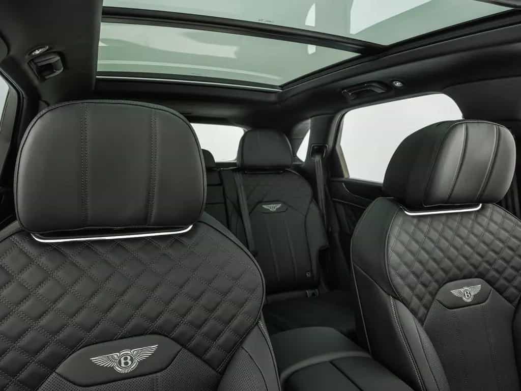 Bentley Bentayga S V8 - Satin Paint - B&O Sound 03/2025-photo-24