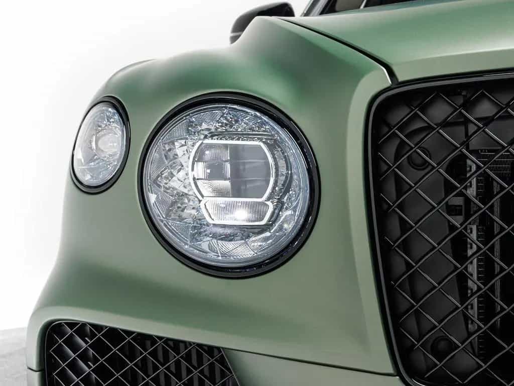 Bentley Bentayga S V8 - Satin Paint - B&O Sound 03/2025-photo-29
