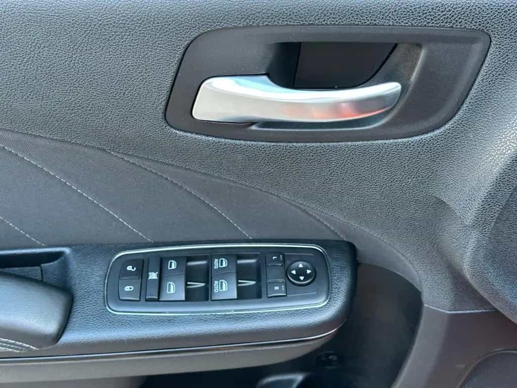 Dodge Charger R/T 5.7 V8*LED*Automt*AC*TÜV Insp. NEU 12/2020-photo-34