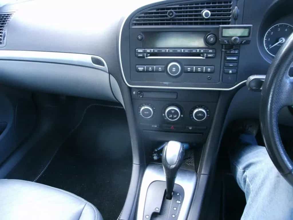 Saab 9-3 1.8t Vector Rechtslenker Sport-Limousine 03/2007-photo-10