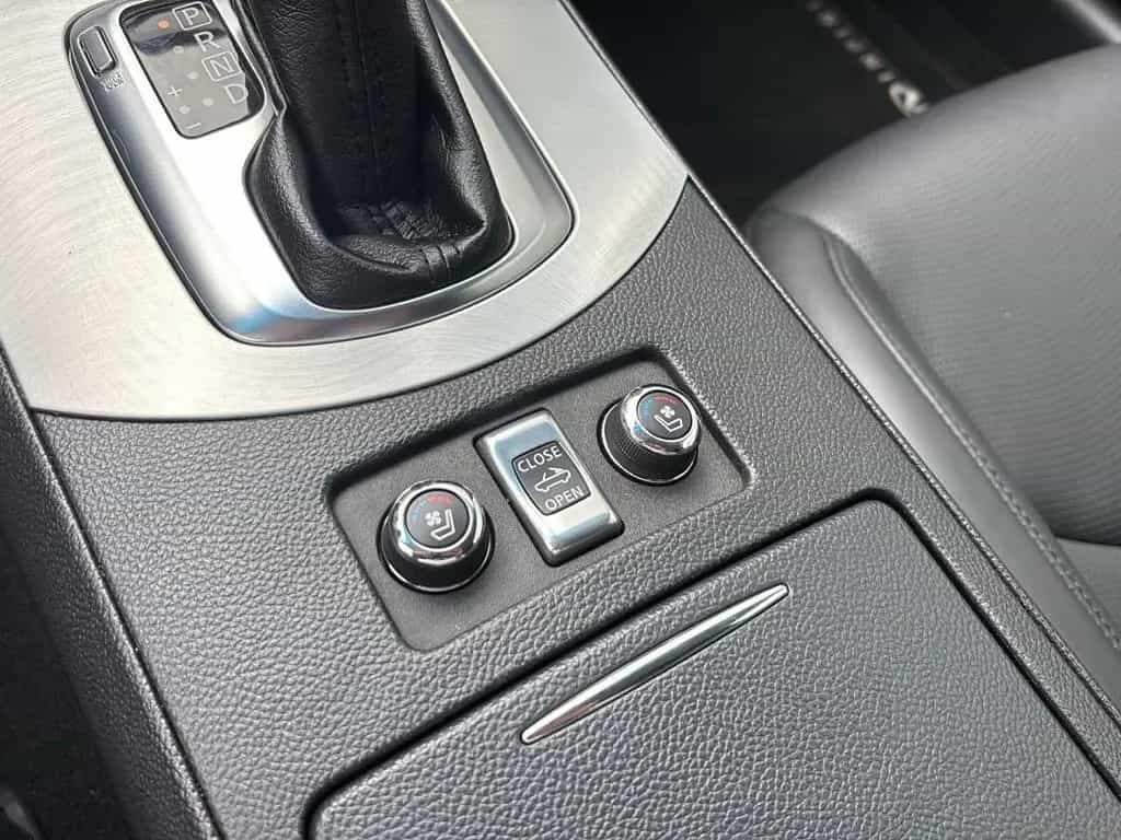 Infiniti G 37 GT Cabrio Premium 142000km N.A.P 01/2010-photo-22