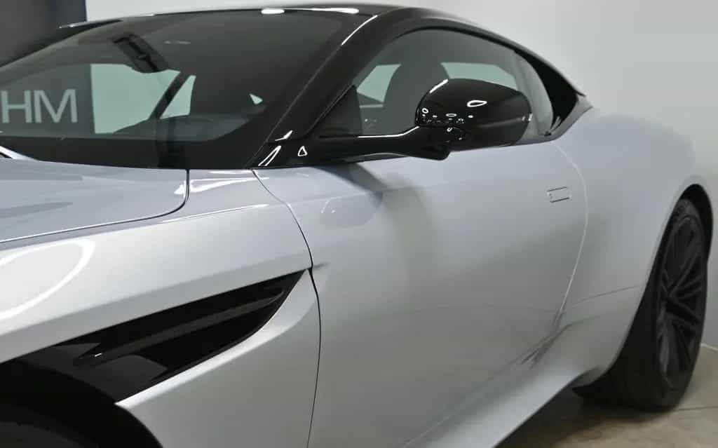 Aston Martin DB12 DB-12 Coupe 09/2025-photo-15