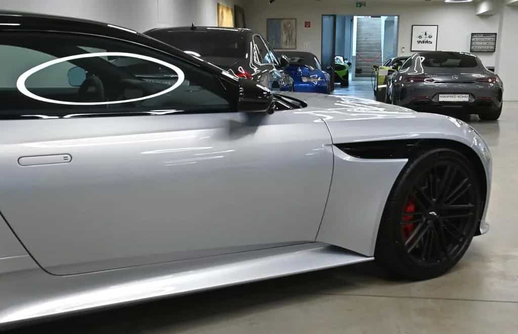 Aston Martin DB12 DB-12 Coupe 09/2025-photo-18