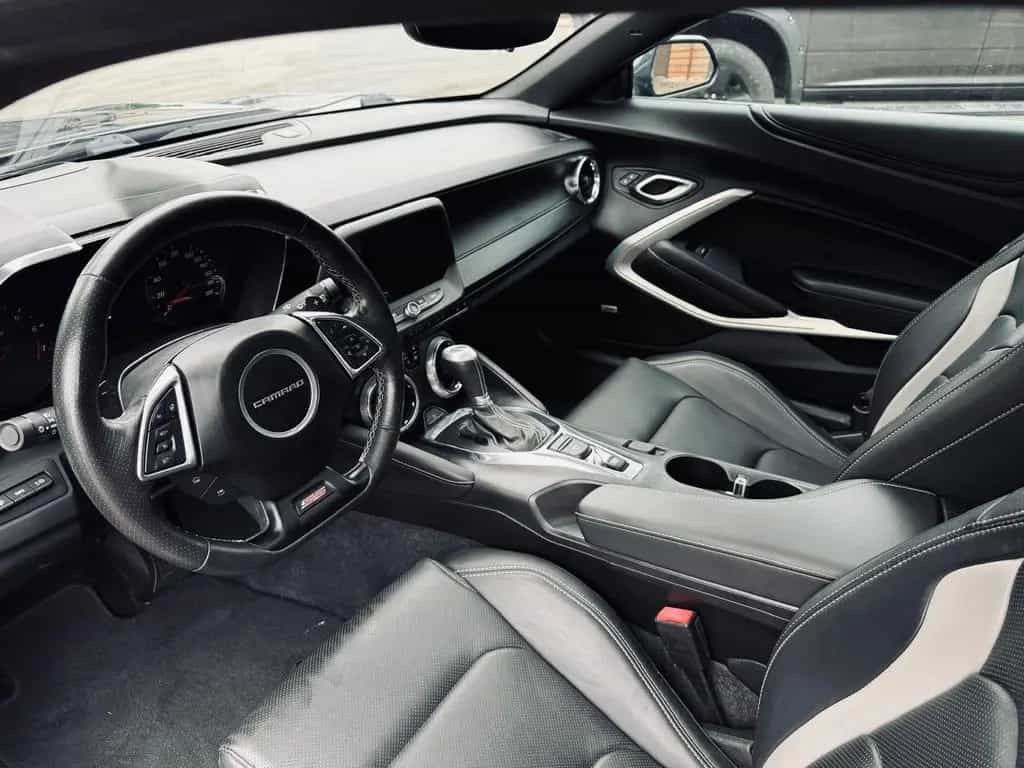 Chevrolet Camaro 2SS V8 6.2L"BREMBO"HEAD UP"XENON"LEDER"NAVI"VOLL 11/2019-photo-34
