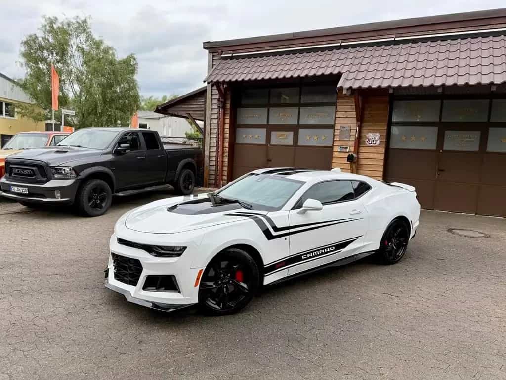 Chevrolet Camaro 2SS V8 6.2L"BREMBO"HEAD UP"XENON"LEDER"NAVI"VOLL 06/2020-photo-1