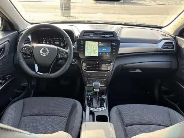 KGM Tivoli 1.5 T-GDi BLACK*Automatik*Navi*SHZ*RFK* null-photo-7