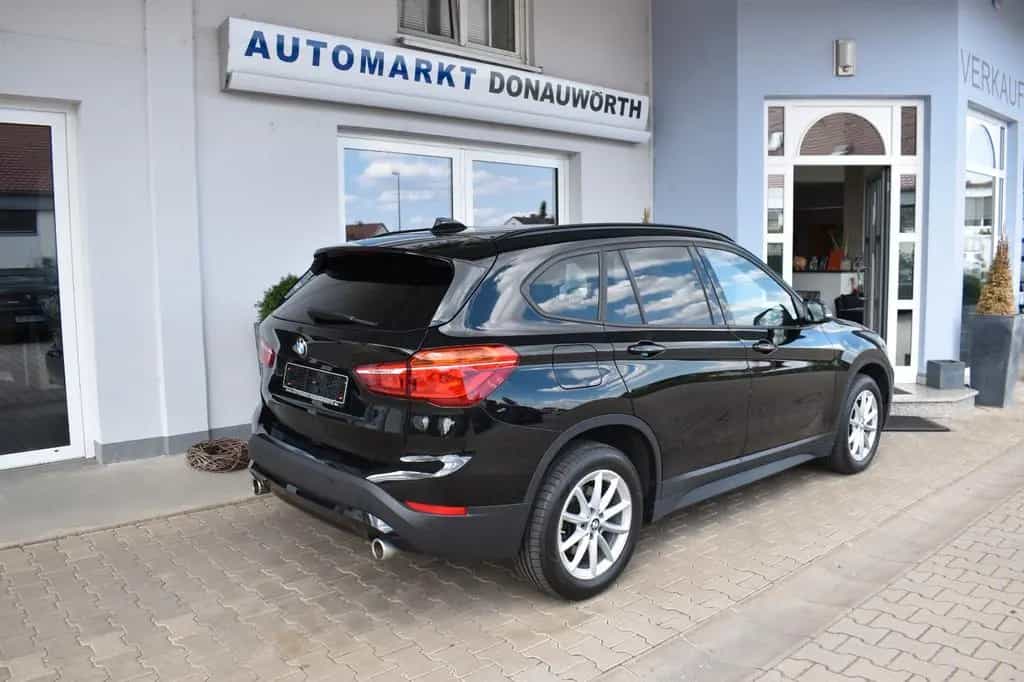 BMW X1 xDrive25d Aut. Advantage Navi AbstandsGRA HUD 03/2020-photo-4
