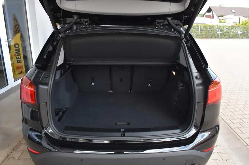 BMW X1 xDrive25d Aut. Advantage Navi AbstandsGRA HUD 03/2020-photo-7