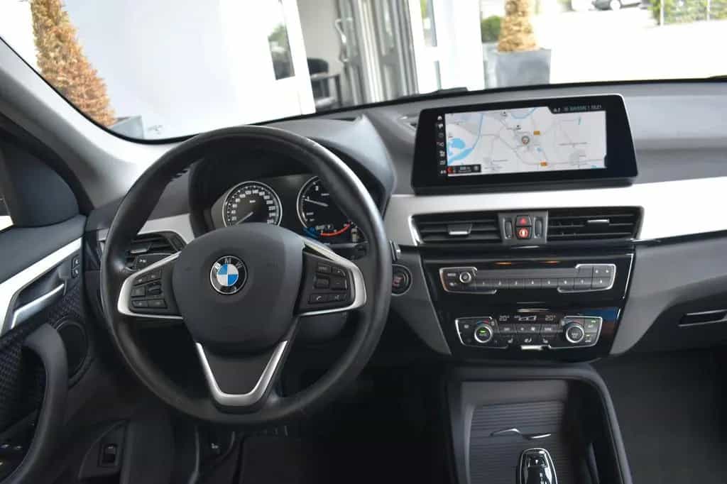 BMW X1 xDrive25d Aut. Advantage Navi AbstandsGRA HUD 03/2020-photo-9