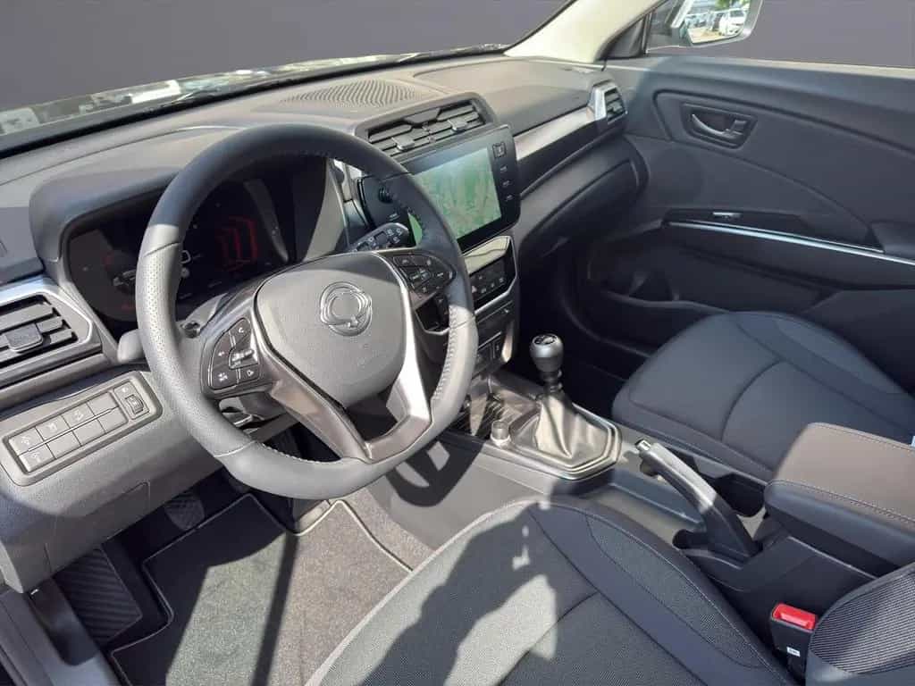 KGM Tivoli Nomad 1.5 2WD *SHZ/RFK/ab 185€/0€ Anz.* null-photo-9