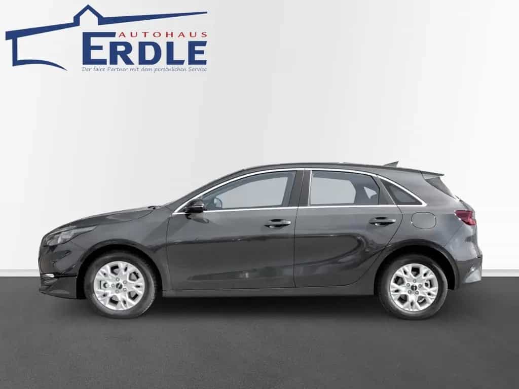 Kia Ceed Ultimate Edition 1.0T 48V DCT 100 EU6e 03/2026-photo-0