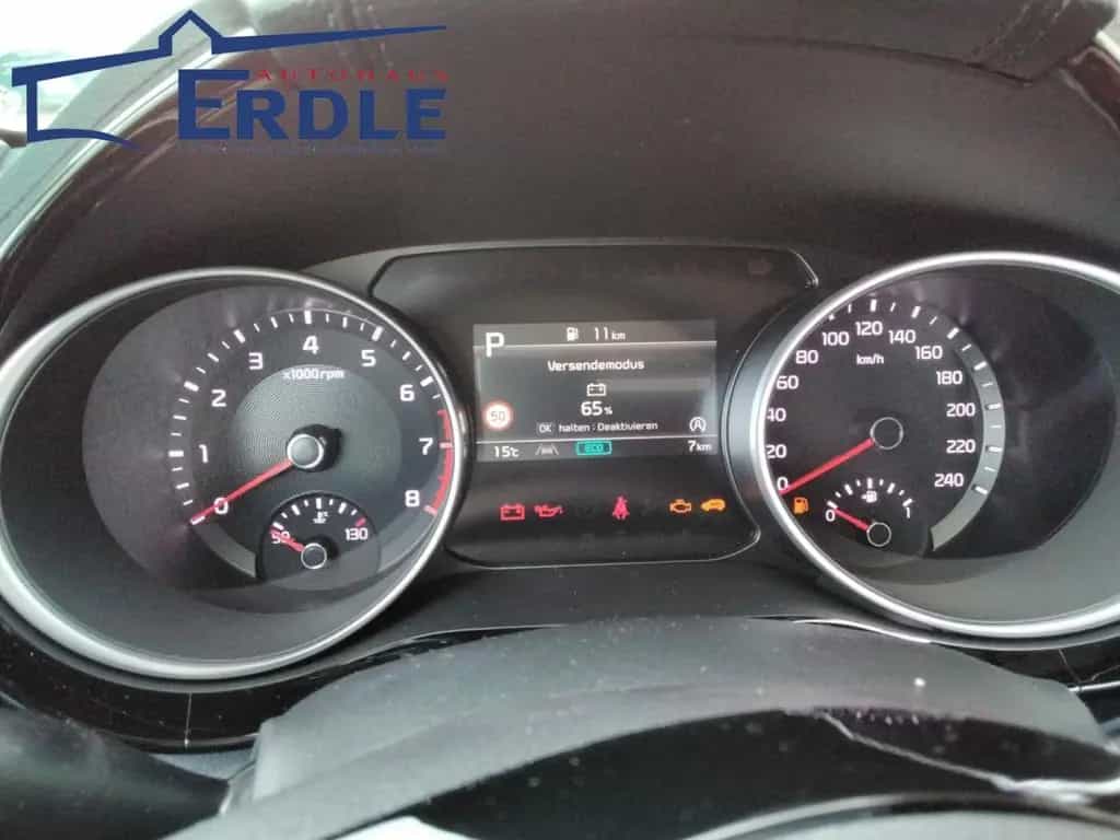Kia Ceed Ultimate Edition 1.0T 48V DCT 100 EU6e 03/2026-photo-4