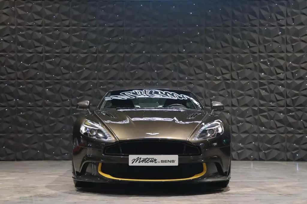 Aston Martin Vanquish S - Carbon - B&O - One77 - 2+2 -Carplay 03/2017-photo-2