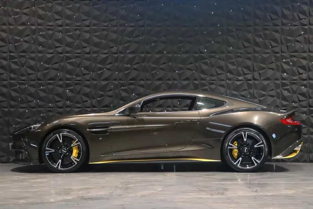Aston Martin Vanquish S - Carbon - B&O - One77 - 2+2 -Carplay 03/2017-photo-4