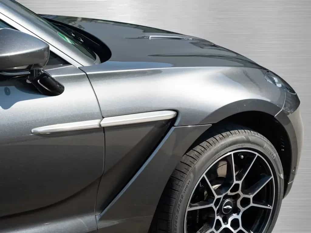 Aston Martin DBX V8 4x4 08/2024-photo-8