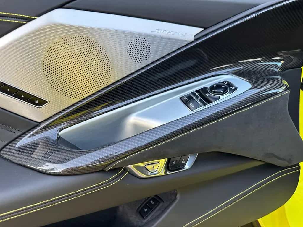 Corvette Z06 C8 Z06 Coupe 3LZ  Z07 Performance Package Carbon 12/2022-photo-12