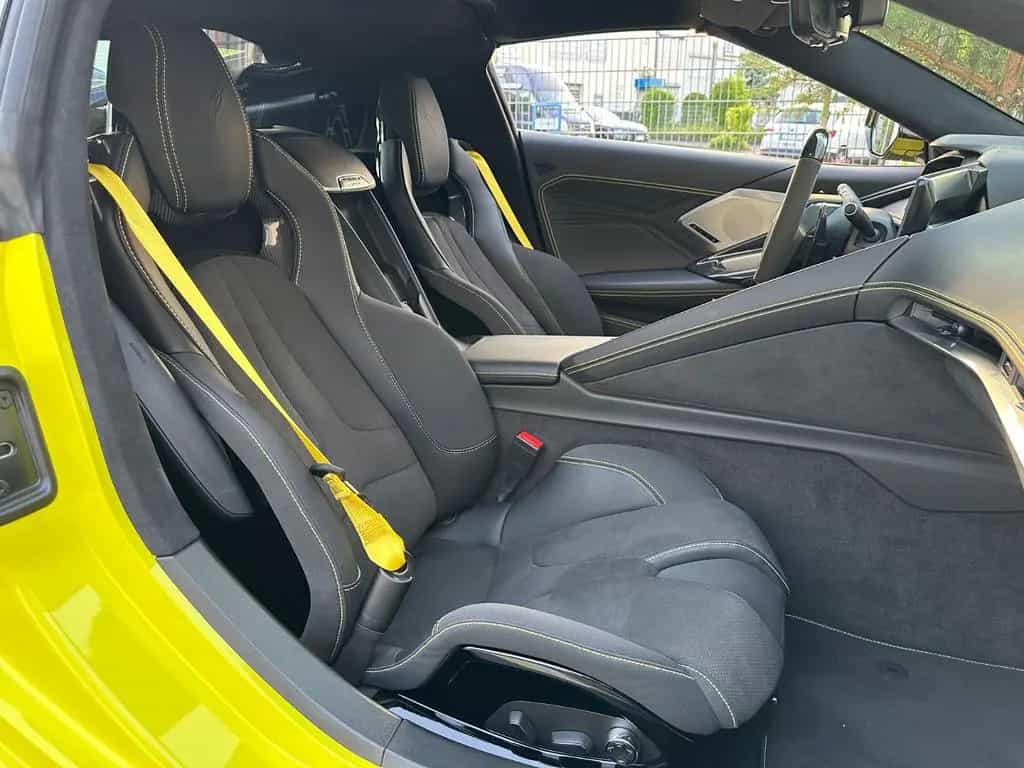 Corvette Z06 C8 Z06 Coupe 3LZ  Z07 Performance Package Carbon 12/2022-photo-14