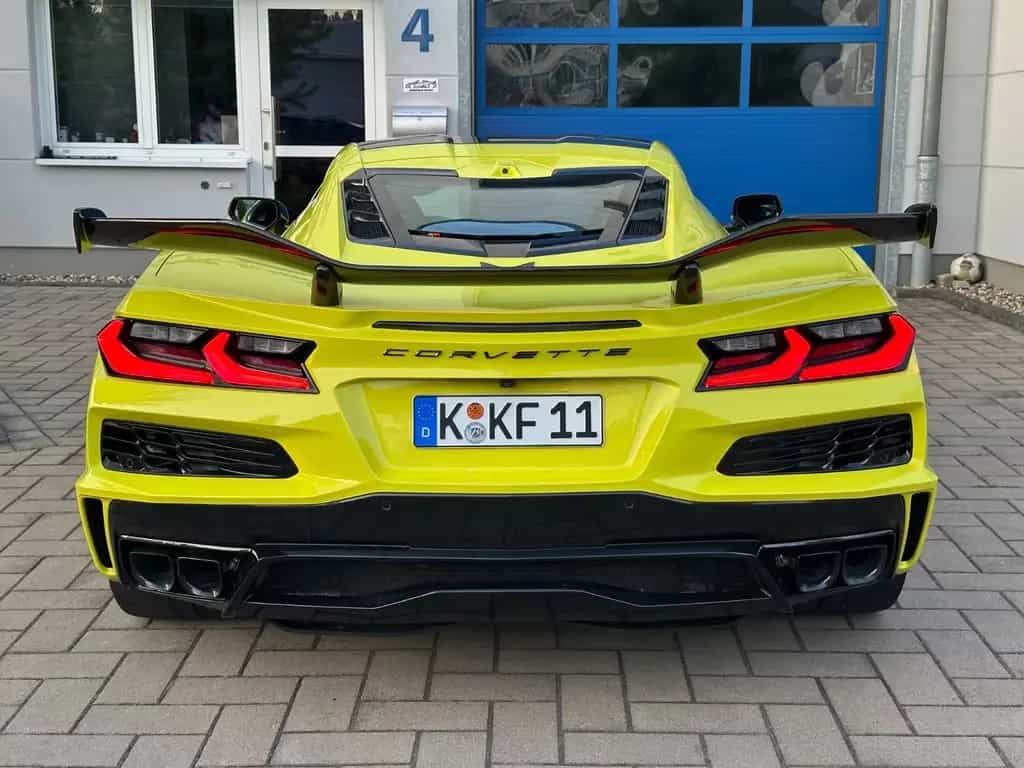 Corvette Z06 C8 Z06 Coupe 3LZ  Z07 Performance Package Carbon 12/2022-photo-3