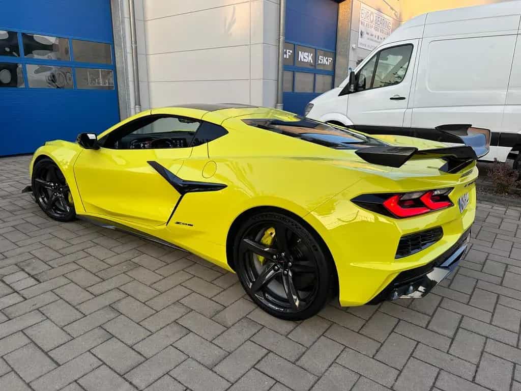 Corvette Z06 C8 Z06 Coupe 3LZ  Z07 Performance Package Carbon 12/2022-photo-4