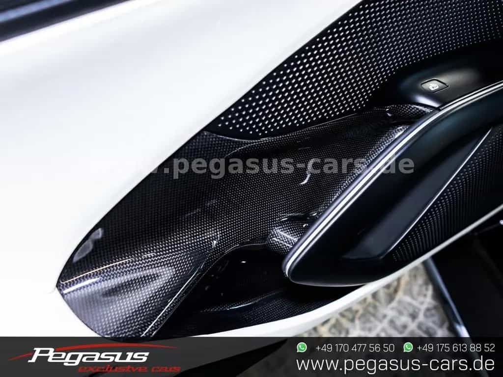 Ferrari 12 Cilindri CARBON*KAMERA*LIFT*PANORAMA* 01/2026-photo-24