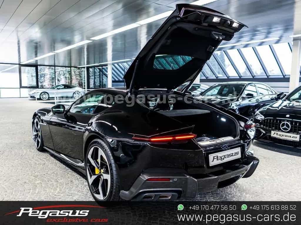 Ferrari 12 Cilindri CARBON*KAMERA*LIFT*PANORAMA* 01/2026-photo-26