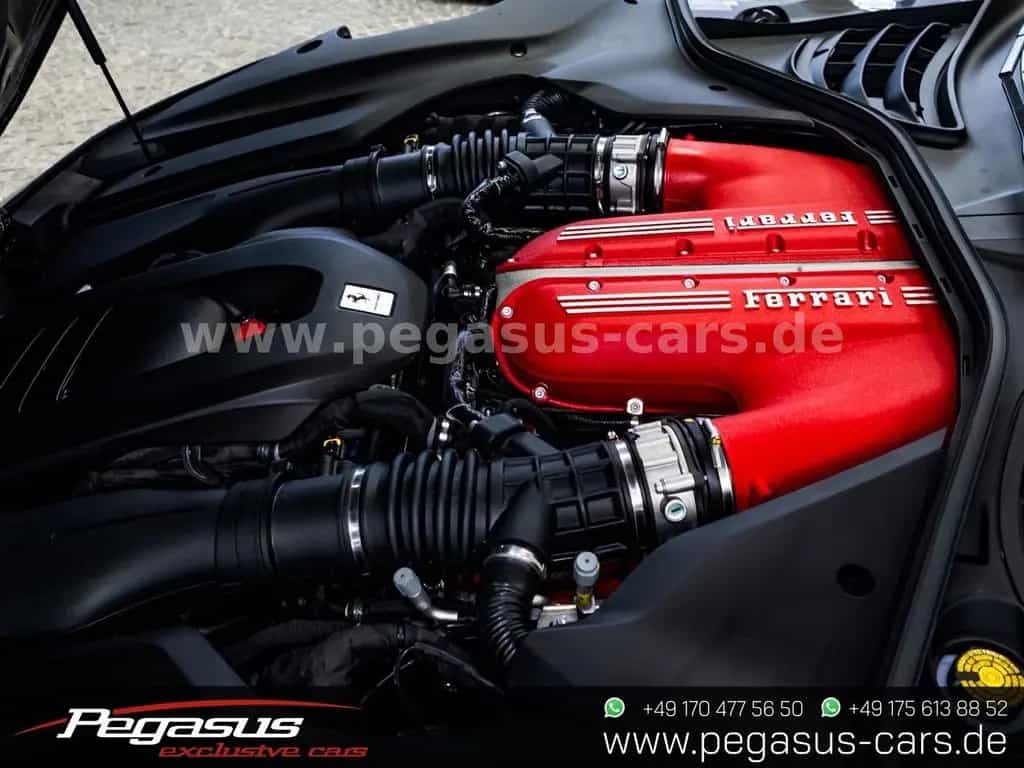 Ferrari 12 Cilindri CARBON*KAMERA*LIFT*PANORAMA* 01/2026-photo-40