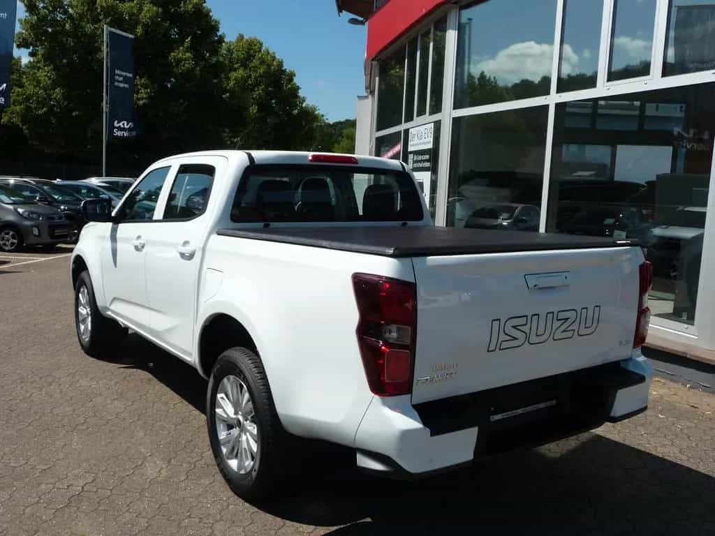 Isuzu D-Max Double Cab 4WD AT LS sofort lieferbar null-photo-2