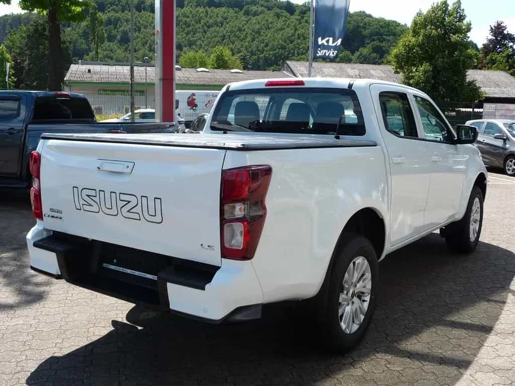 Isuzu D-Max Double Cab 4WD AT LS sofort lieferbar null-photo-3