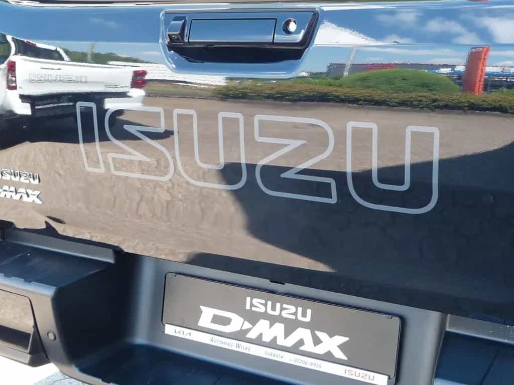 Isuzu D-Max Double Cab 4WD AT LS sofort lieferbar null-photo-11