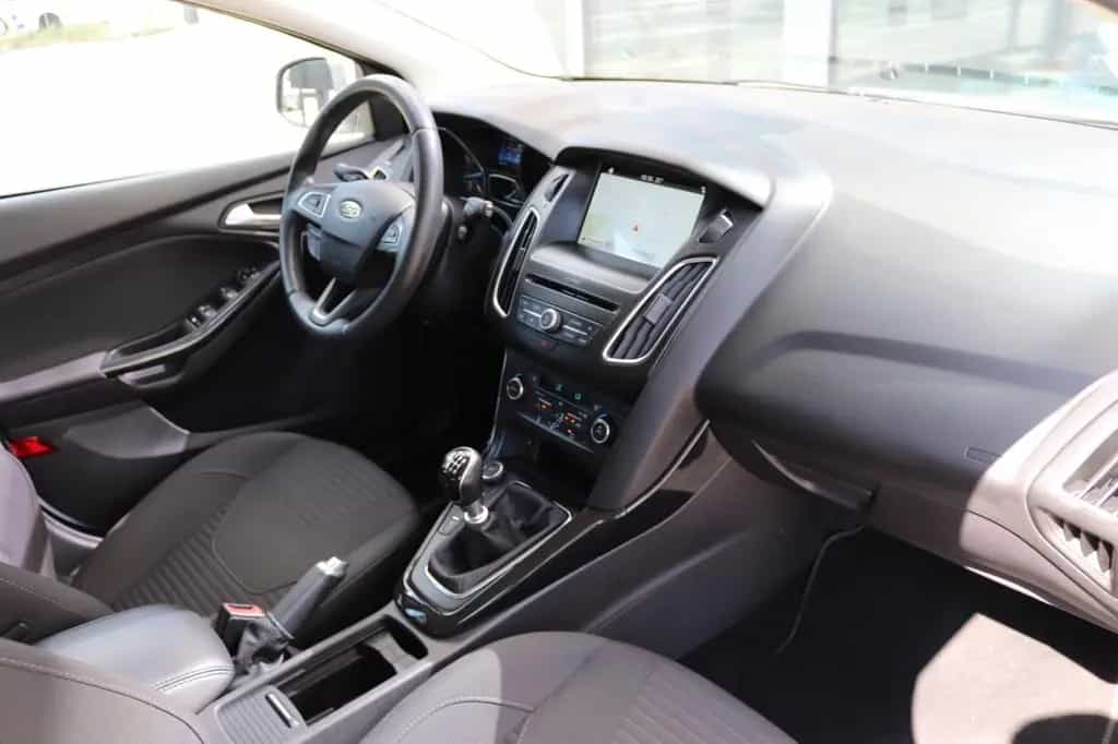 Ford Focus Lim. Titanium Kamera Navi Klima SHZ 11/2017-photo-22
