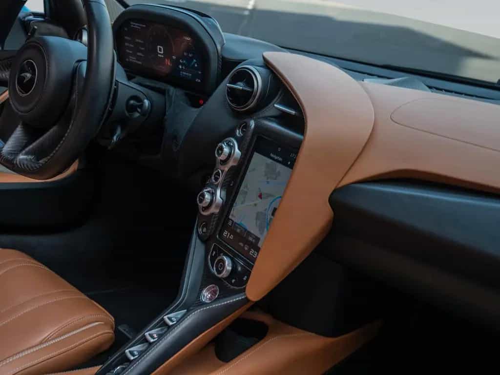 McLaren 720S Spider | Belize Blue | MSO Options 01/2019-photo-9