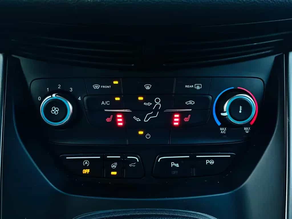 Ford Kuga #TÜV#SERVICE#TEMPOM#KLIMA#8.FACH-BER#BT#TOP 12/2018-photo-17