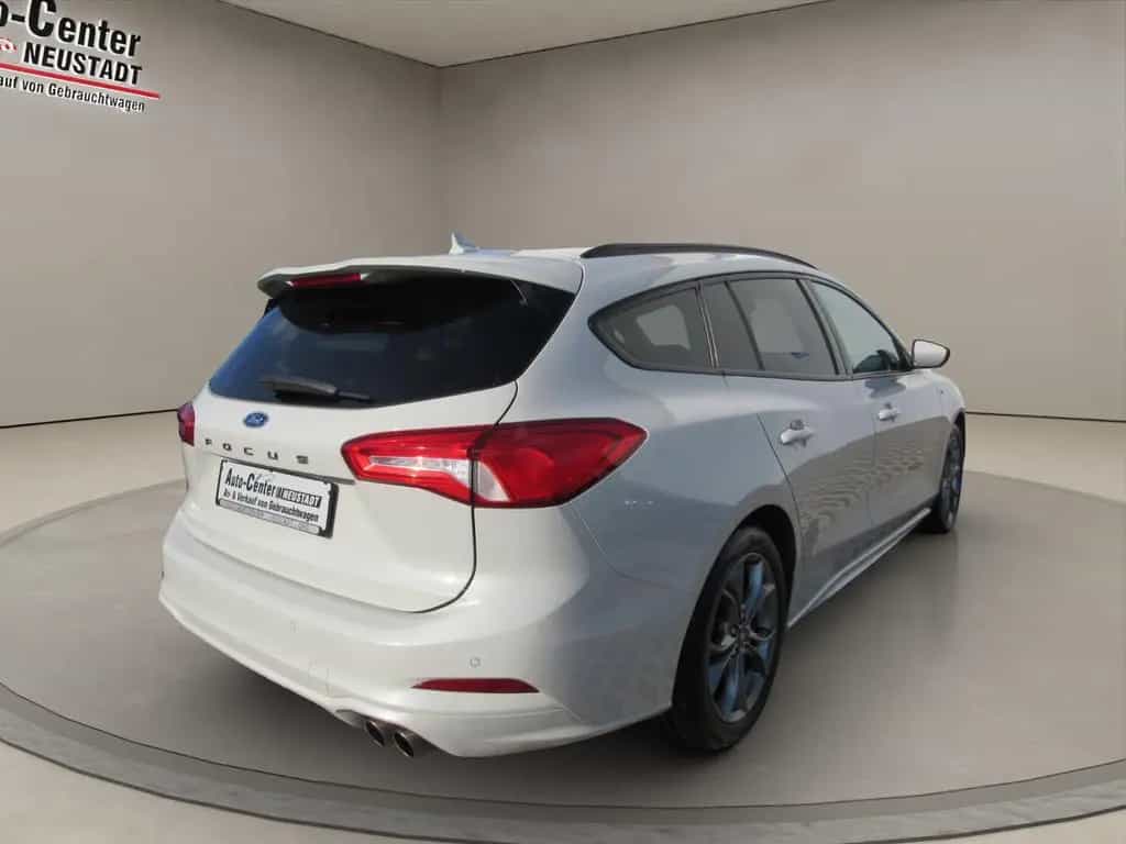 Ford Focus Turnier ST-Line / LED / NAVI / ACC / PDC.. 05/2020-photo-2
