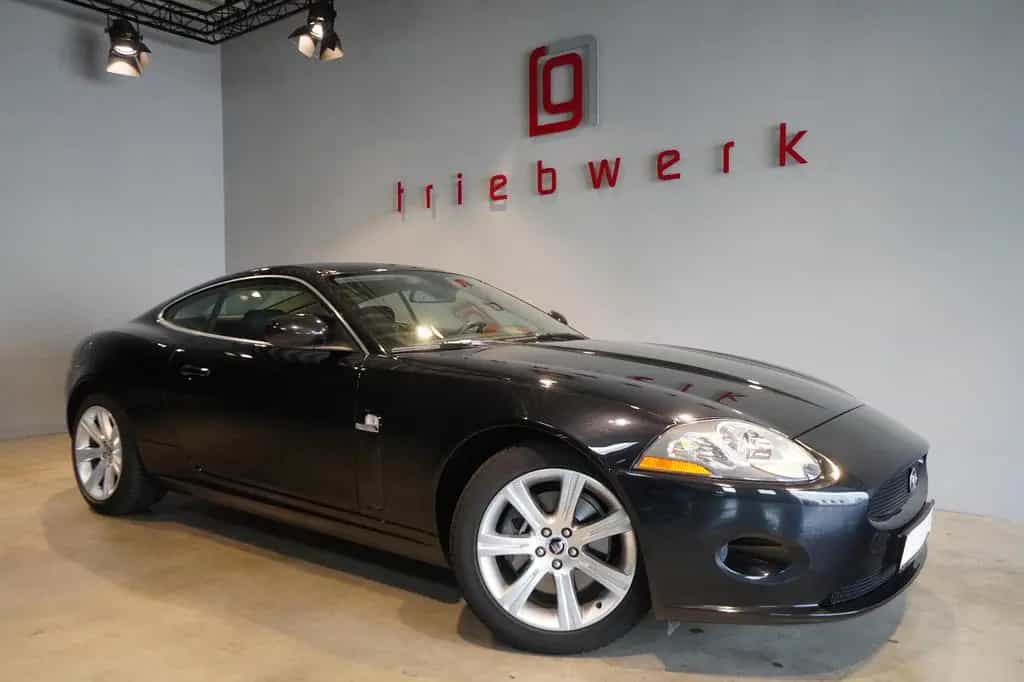 Jaguar XK 3.5 V8 Coupe*2.Hd*ufrei*BRD*top gepflegt 09/2007-photo-1