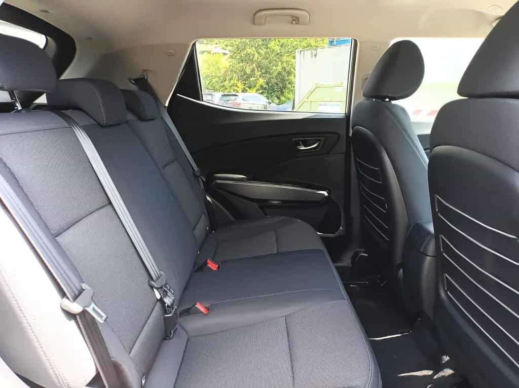 KGM Tivoli 1.5 NOMAD+AUTOMATIK+LM FELGEN+ANDROID++++ null-photo-18