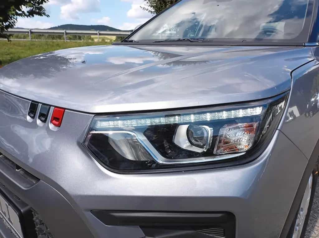 KGM Tivoli 1.5 NOMAD+AUTOMATIK+LM FELGEN+ANDROID++++ null-photo-21