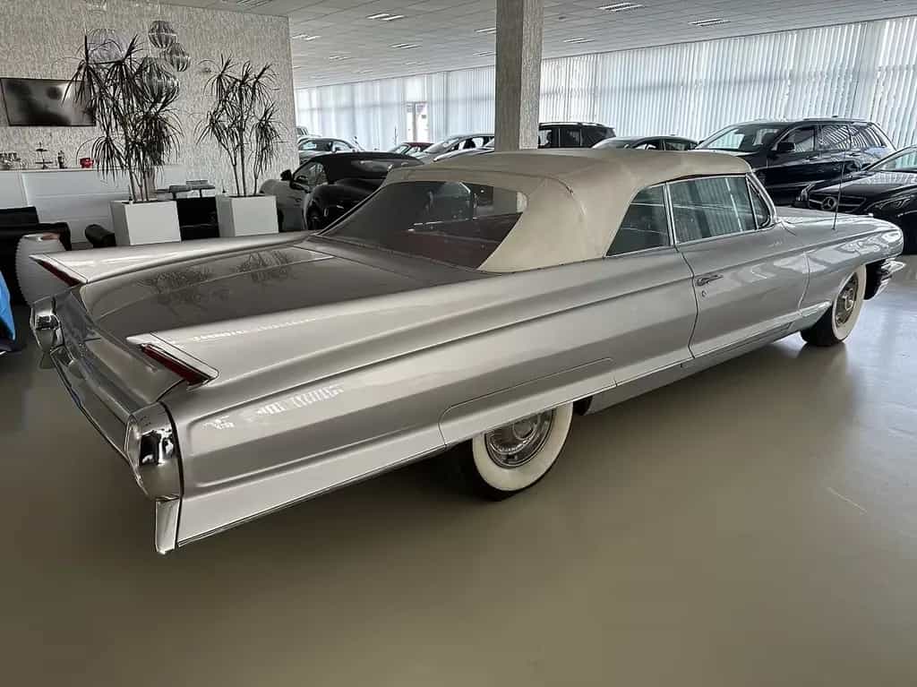 Cadillac Deville V8 6.4 L Cabrio H-Zulassung Oldtimer 07/1962-photo-3