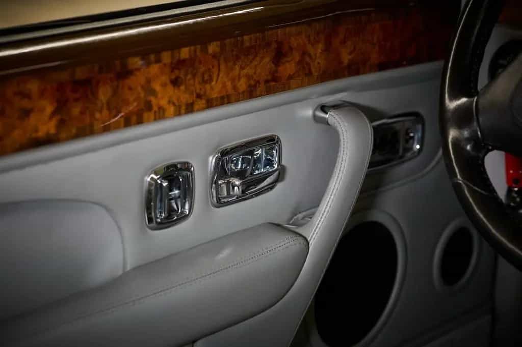 Bentley Azure Convertible 07/2001-photo-11