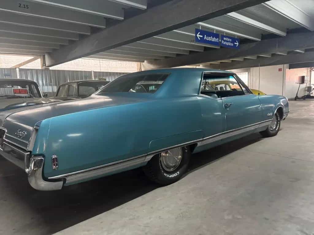 Oldsmobile Other Holiday 98 Coupe´ 07/1968-photo-3