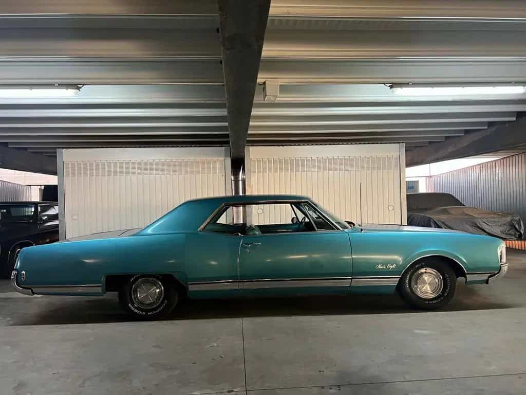 Oldsmobile Other Holiday 98 Coupe´ 07/1968-photo-9