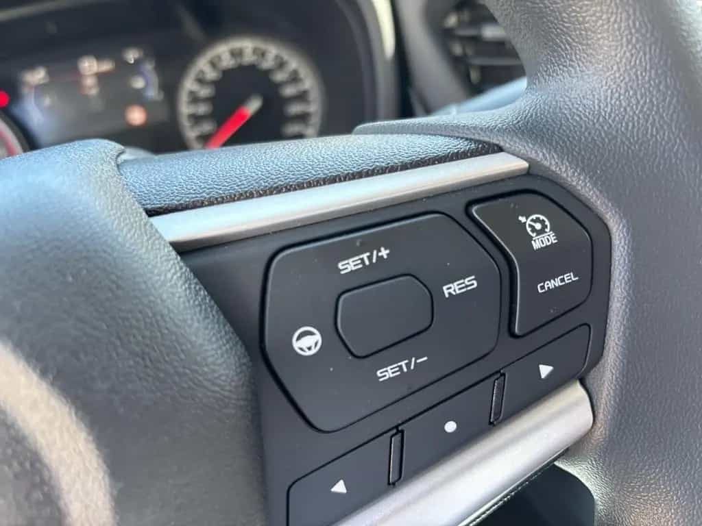 Isuzu D-Max Single Cab 4WD Dreiseiten-Kipper Auflast. 07/2025-photo-22