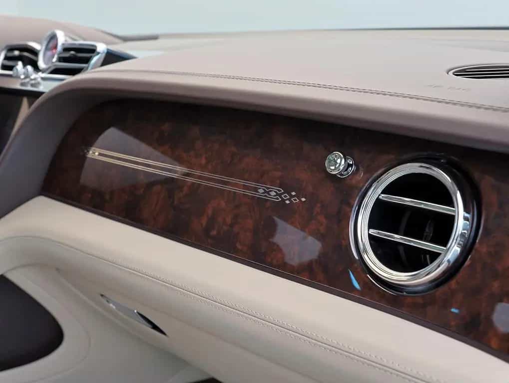 Bentley Bentayga Atelier Edition  4.0 V8 A 4WD Autom. null-photo-11