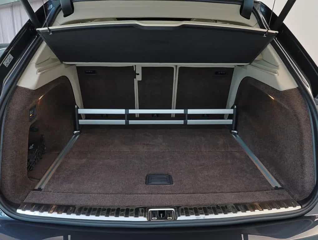 Bentley Bentayga Atelier Edition  4.0 V8 A 4WD Autom. null-photo-13