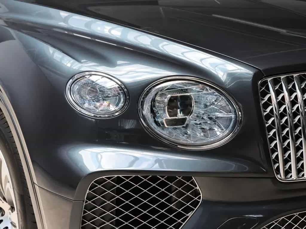 Bentley Bentayga Atelier Edition  4.0 V8 A 4WD Autom. null-photo-16