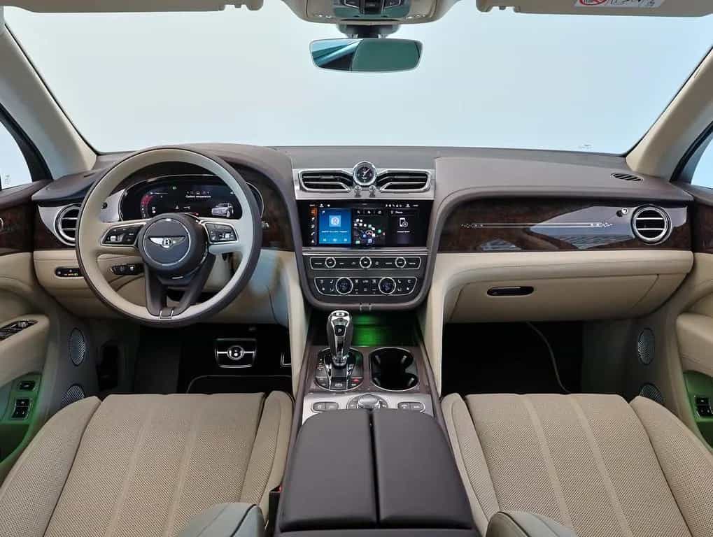 Bentley Bentayga Atelier Edition  4.0 V8 A 4WD Autom. null-photo-4