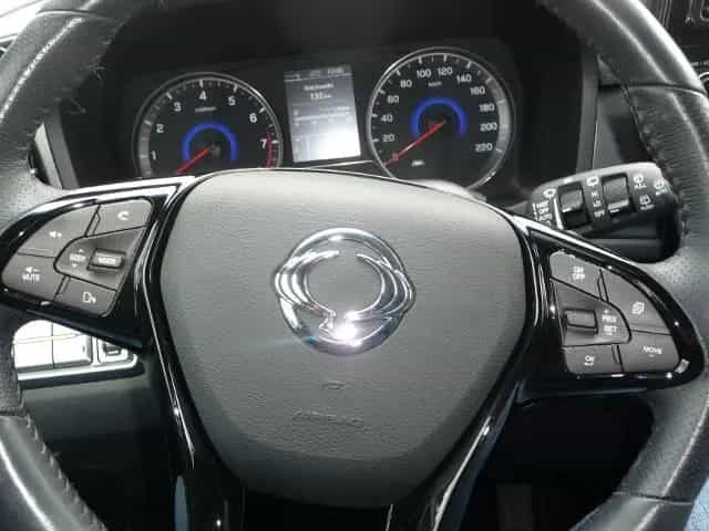KGM Tivoli 1.5 GDi Sapphire 6-G 03/2023-photo-19