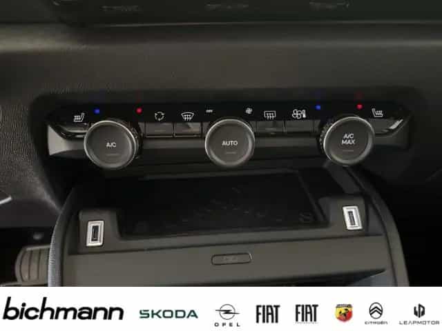Citroën C4 Max 1.2 KlimaAT Navi SHZ LHZ RCam PDC Alu Spu 08/2025-photo-11