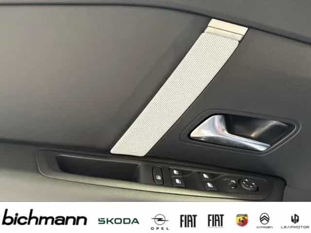 Citroën C4 Max 1.2 KlimaAT Navi SHZ LHZ RCam PDC Alu Spu 08/2025-photo-16
