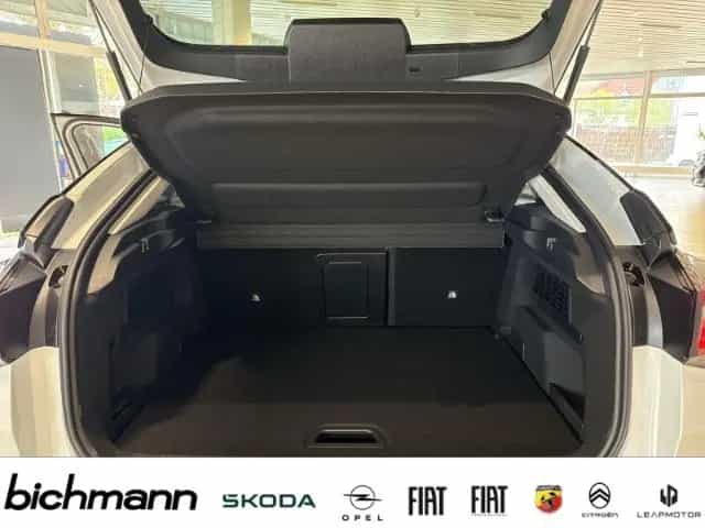 Citroën C4 Max 1.2 KlimaAT Navi SHZ LHZ RCam PDC Alu Spu 08/2025-photo-18